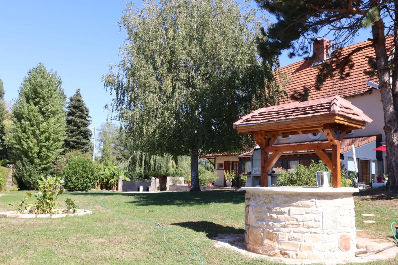Chez Martine Et Laurent Le Tremblois Екстериор снимка